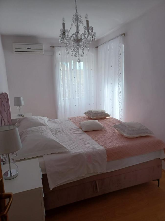 Apartment Vestibul Inn Split Eksteriør bilde