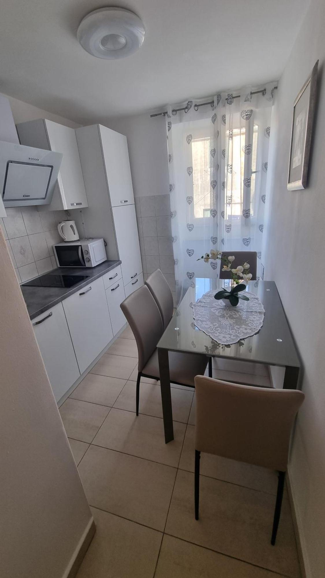 Apartment Vestibul Inn Split Eksteriør bilde